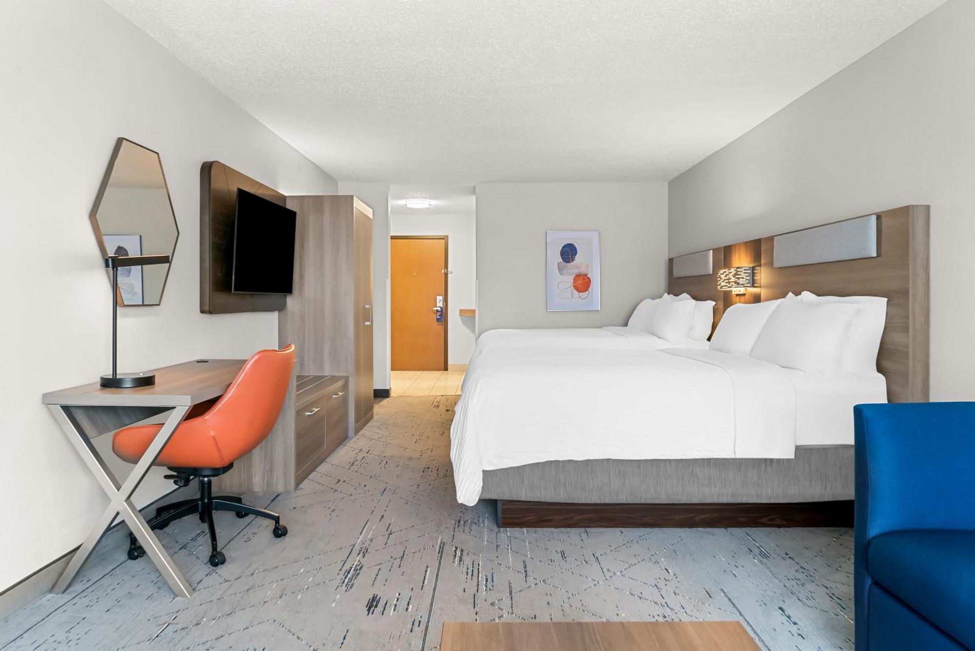 Holiday Inn Express & Suites - Detroit North - Roseville By Ihg Exterior foto